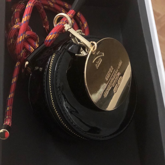 Exclusive medal bag from Nyfw kids anta brand - Picture 7 of 7